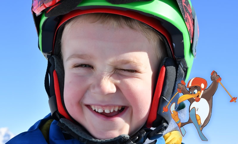 Child in children's ski course in Flachau